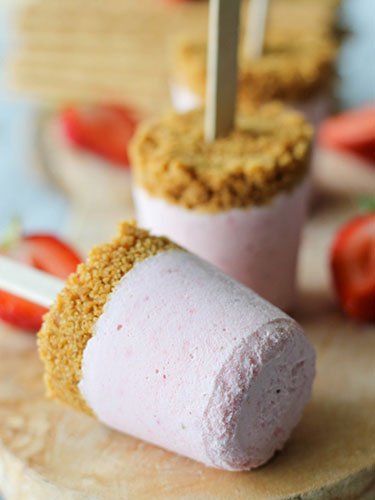 10 Popsicles to Keep You Cool this Summer