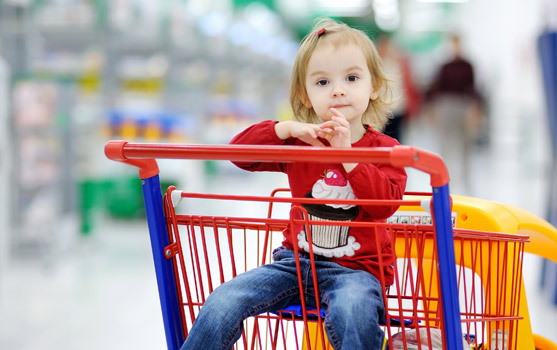 5 Creative Ways to Keep Your Child Occupied while you Shop